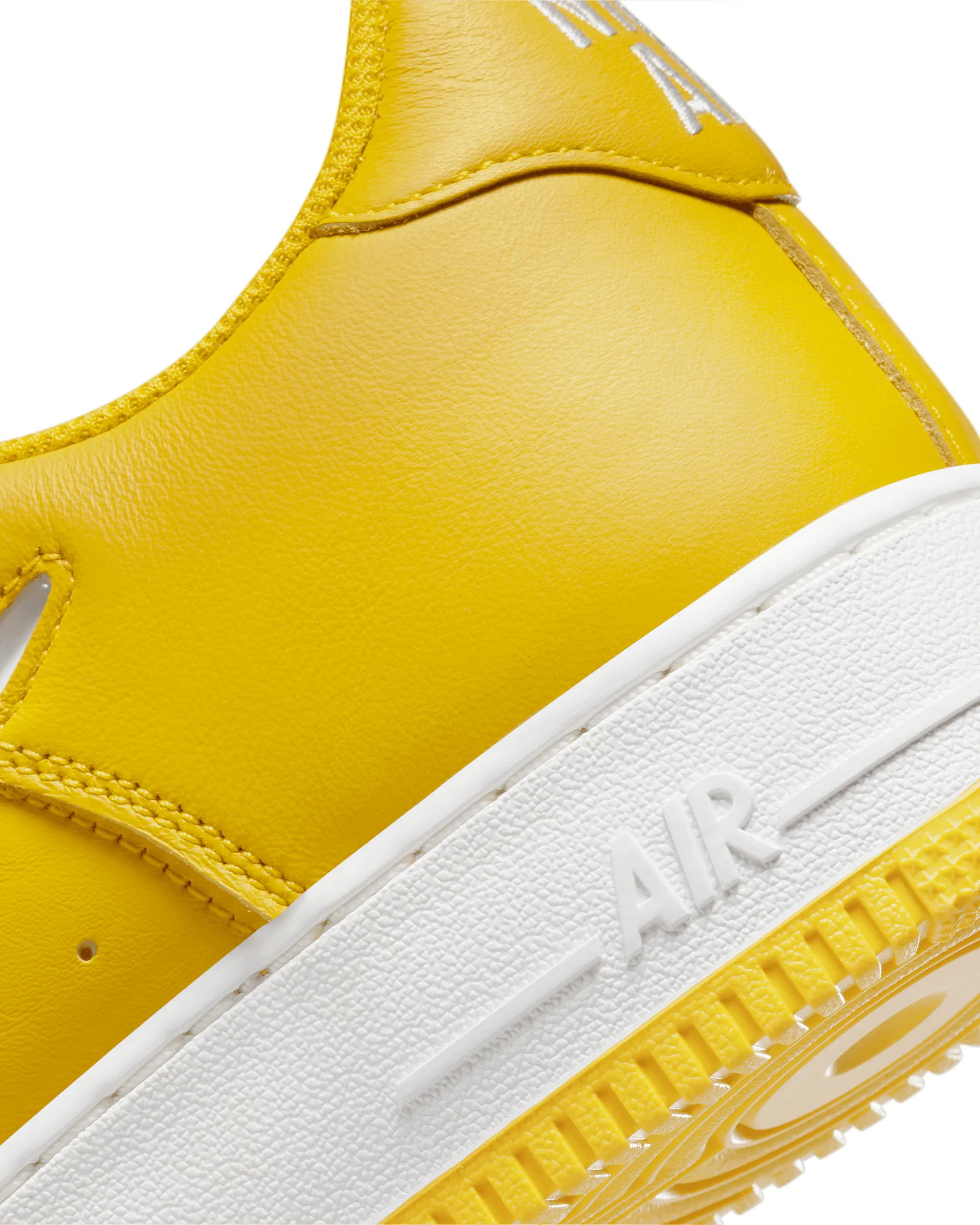 Air Force 1 Low Retro - Speed Yellow / Summit White