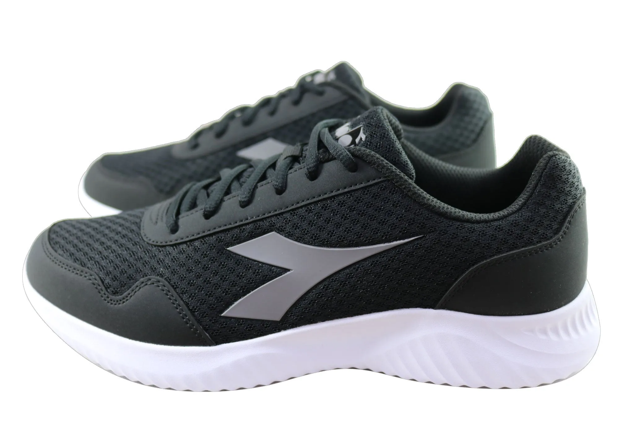 Diadora Mens Robin 2 Comfortable Athletic Shoes