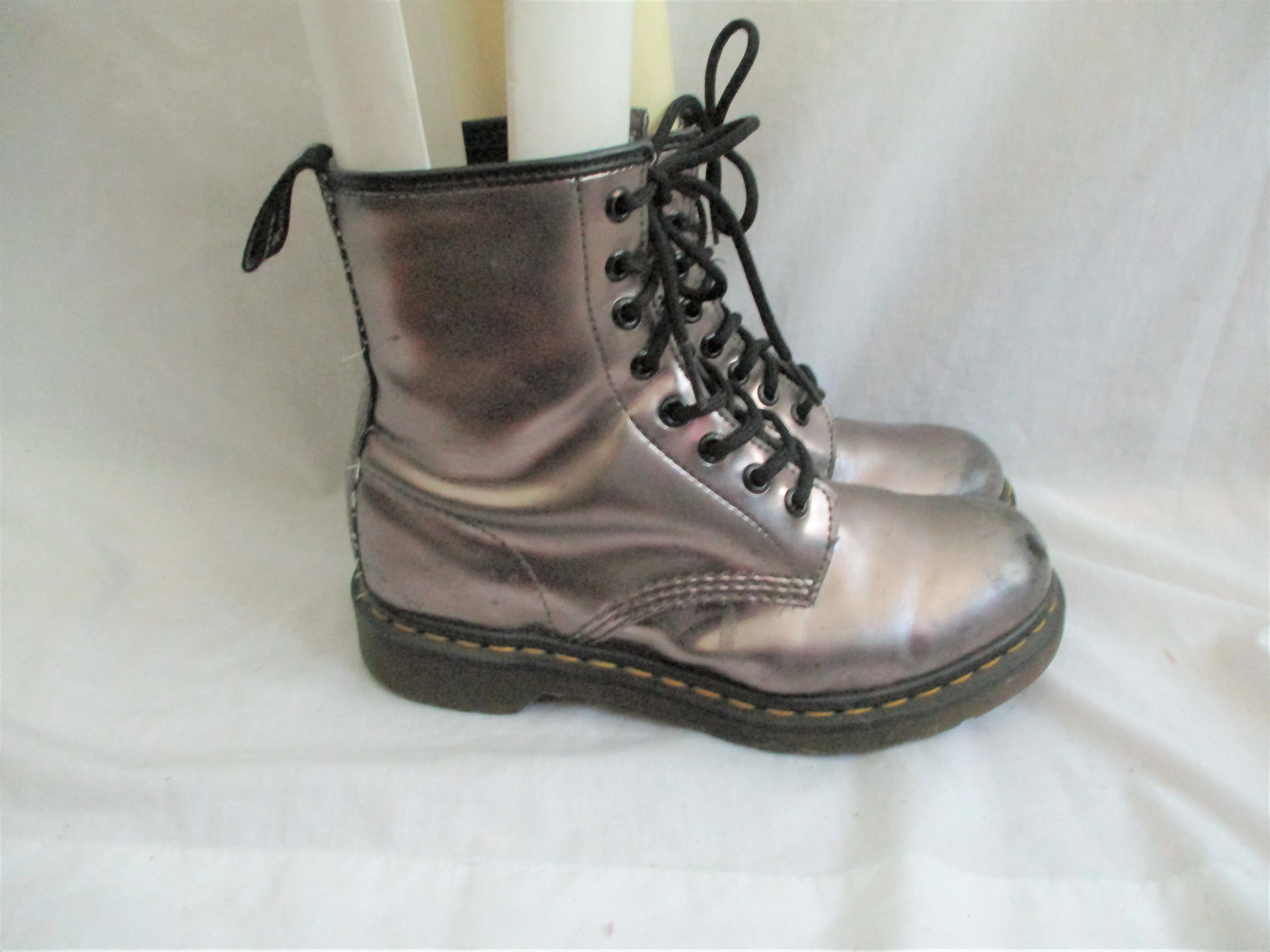 DOC DR. MARTENS Combat BOOT Shoe AIRWAIR METALLIC SILVER 6 / 37