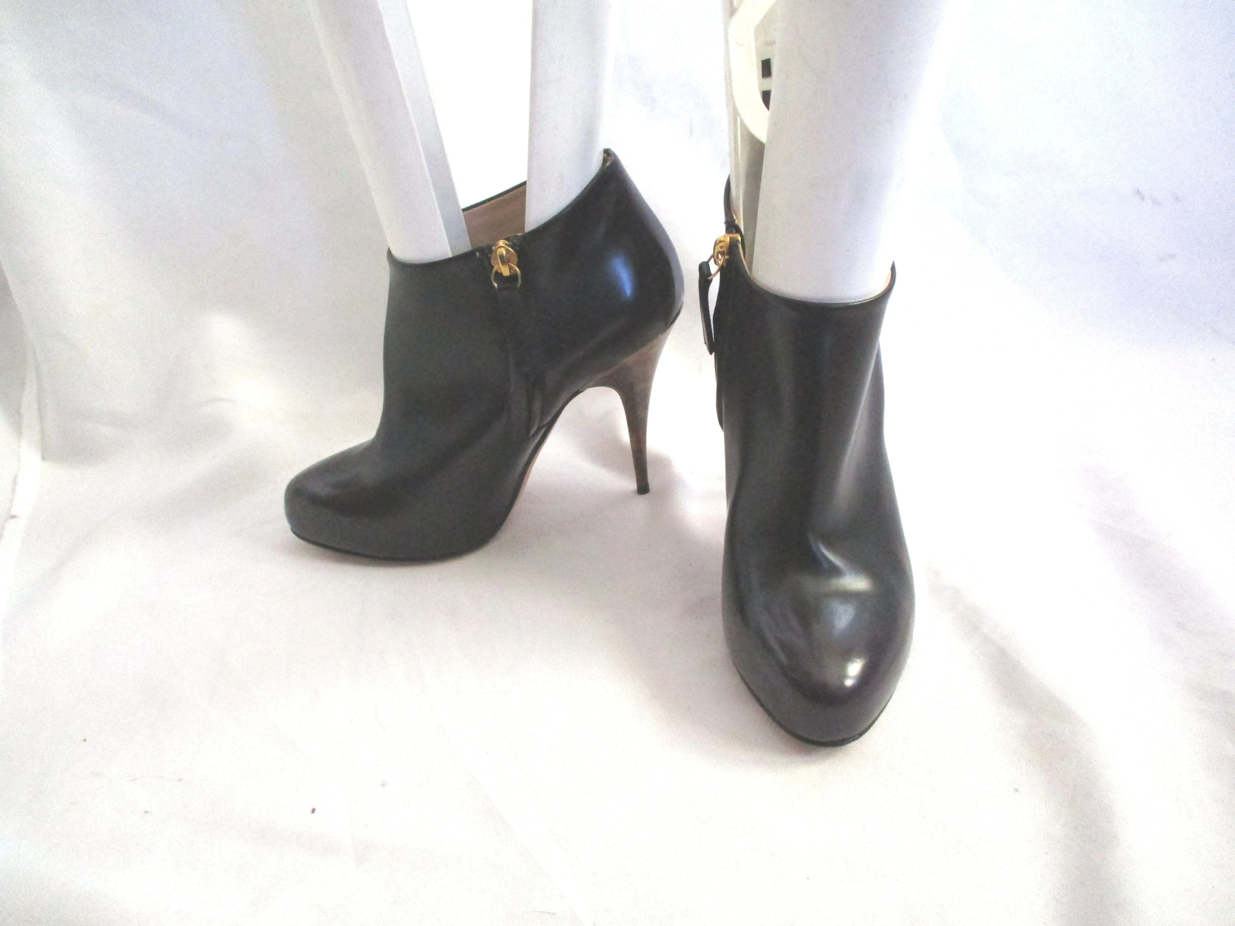 EUC GIUSEPPE ZANOTTI Stiletto Bootie Ankle Boot Shoe BLACK 36