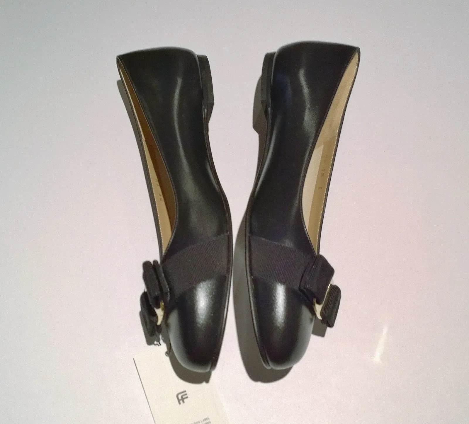 Ferragamo Varina Black Leather Bow Flats Shoes 10 C Width