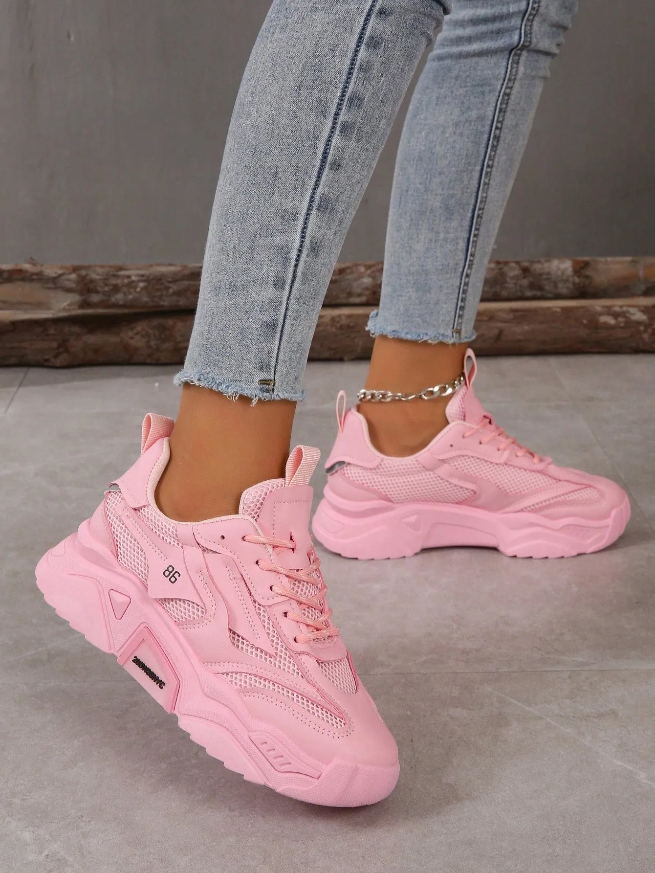 Women's Chunky Sneakers For Sports And Student Wear