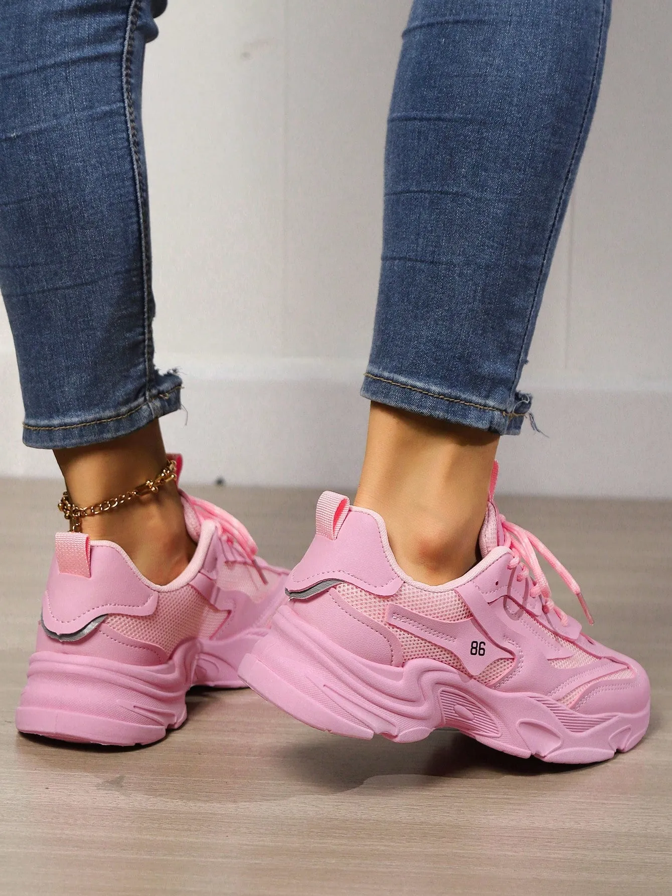 Women's Chunky Sneakers For Sports And Student Wear