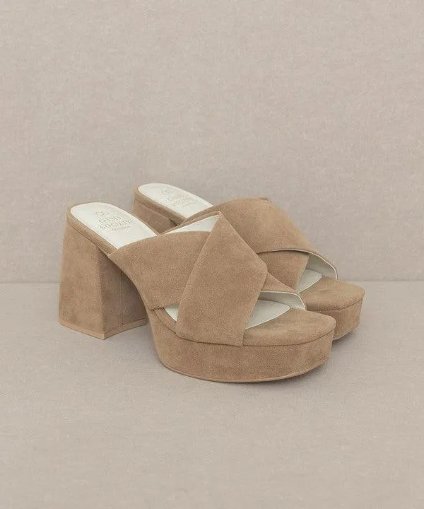 Womens Shoes Carmen - Chunky Platform Mule Heel